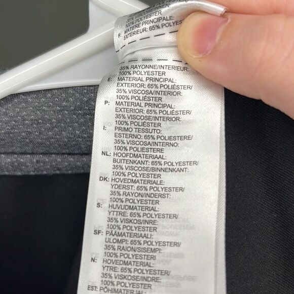 Women’s Adidas Gray Designed to move cropped zip up jacket athletic athleisure - Picture 7 of 7